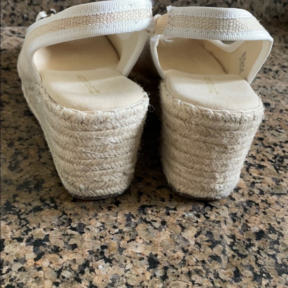 Naturalizer Sherene Comfort Wedge Slingback Sandals. Size 7.5 - Picture 7 of 10
